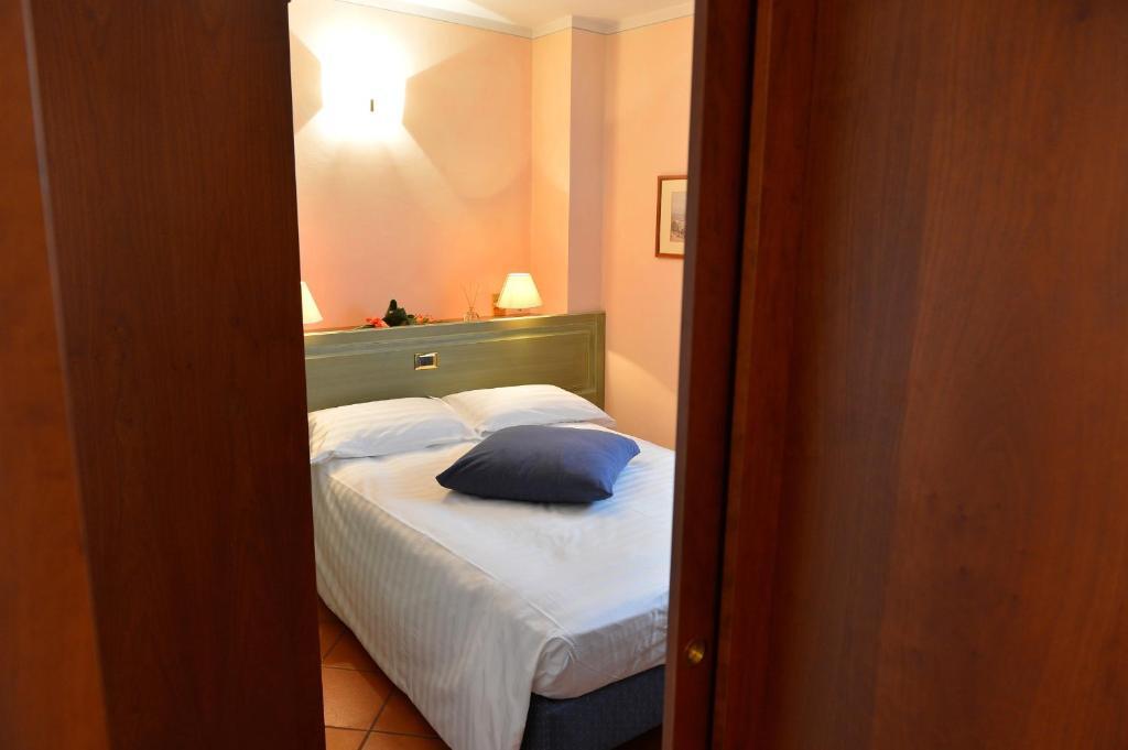 Residence Del Messaggero Rovereto  Kamer foto