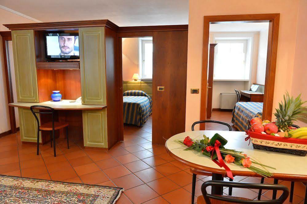 Residence Del Messaggero Rovereto  Buitenkant foto